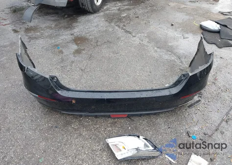 2018 Honda Accord Sport 2.0T z USA, uszkodzony, nr VIN 1HGCV2F35JA049087